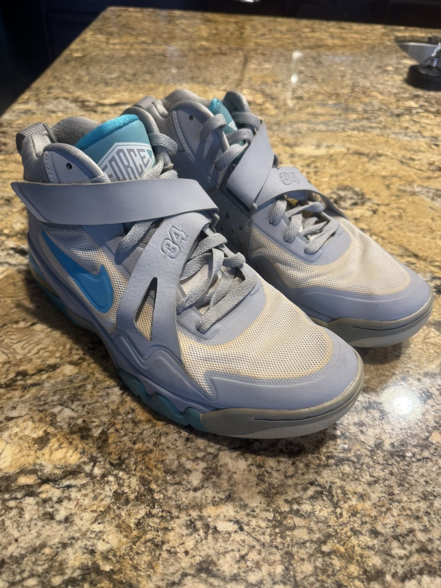 Nike Men's Air Force Max CB 2 Hyperfuse Size 11