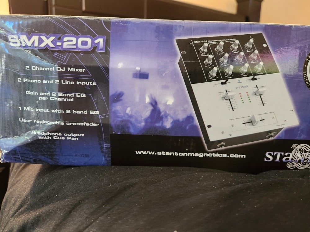 Stanton SMX-201 DJ Mixer - Lightly Used