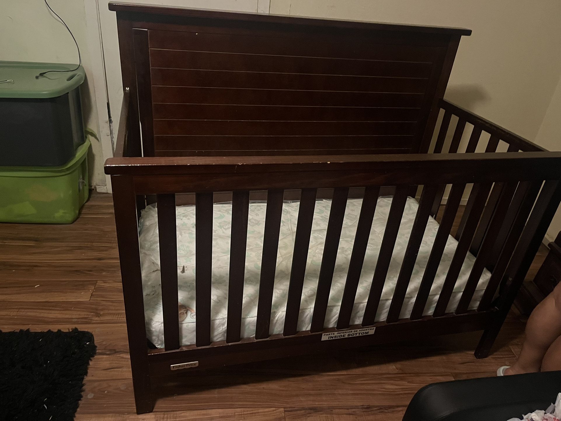 baby crib