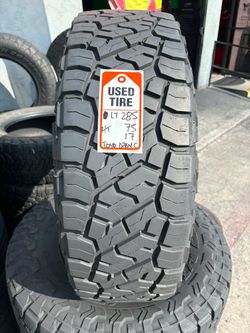285-75-17LT Nitto Ridge Grapplers Semi New Tire Set $1000.00 Free Mounting and Balancing