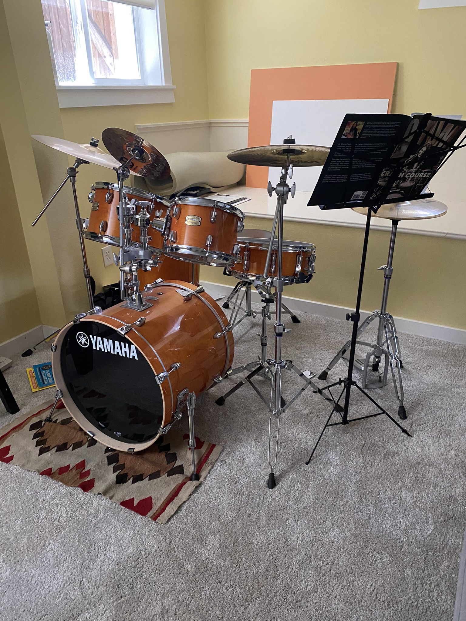 Yamaha Drum Set
