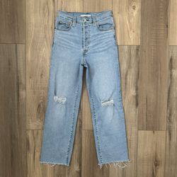 Levi’s light wash high rise distressed ribcage ankle straight jeans 