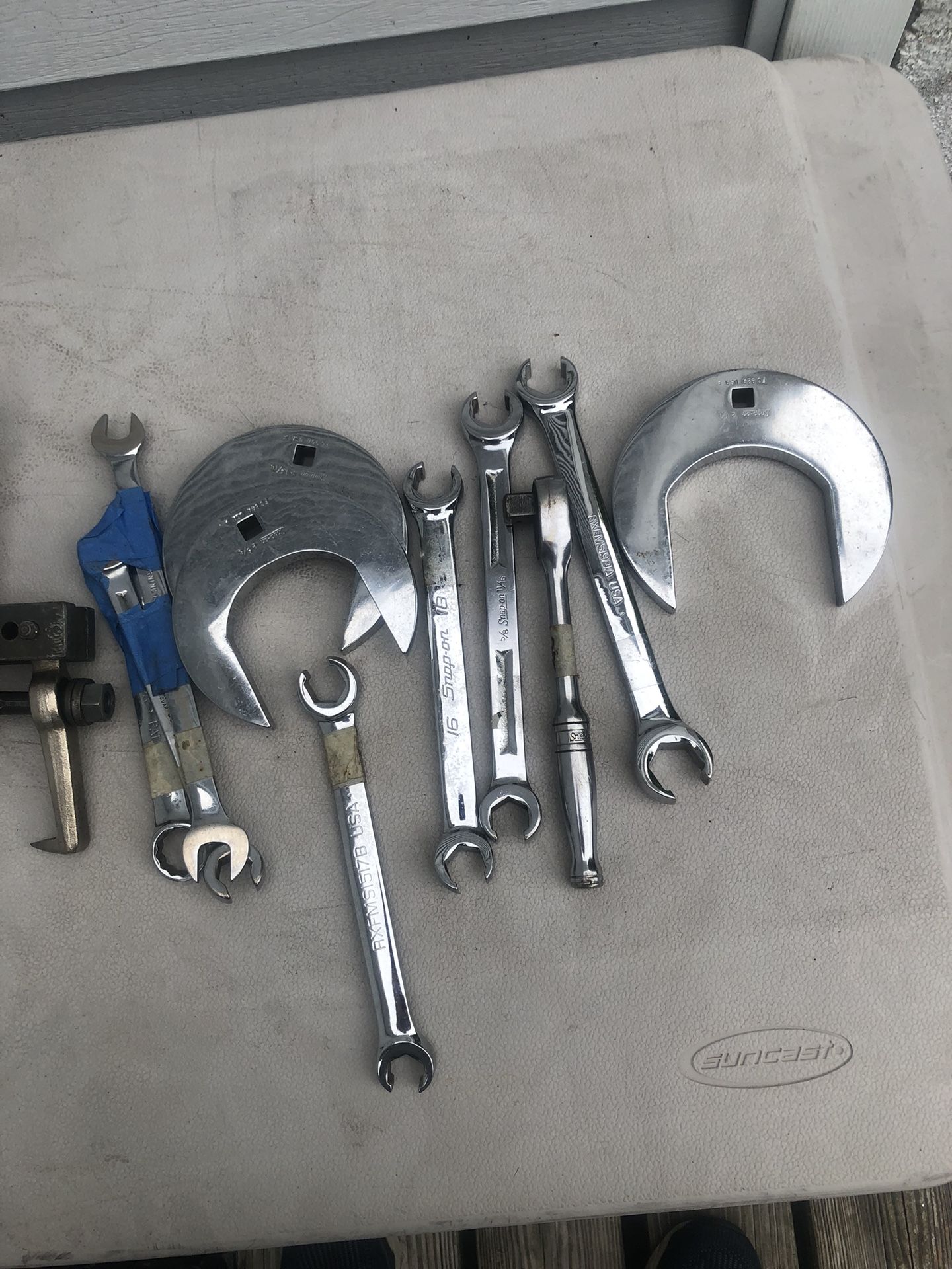 Snap on wrench set