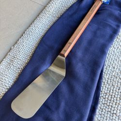 Spatula 22in Walnut Handle Lamson Sharp