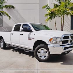 2016 RAM 2500 6.4 LITER HEMI V8 GAS ⛽