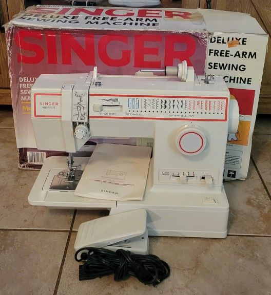 Singer Sewing Machine