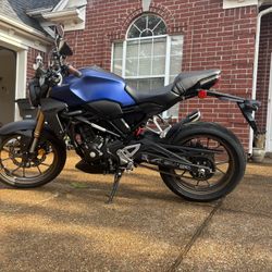 Honda CB300R 