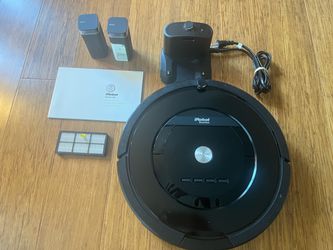 iRobot Roomba 805 Vacuum Cleaning Robot