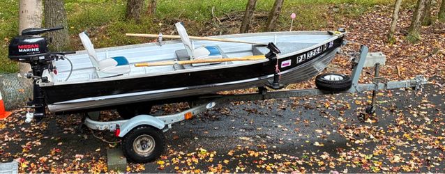 12’ Aluminum V-hull Boat with Two Motors