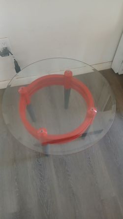 25 inch round glass end table 18 tall