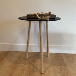 Round End Table