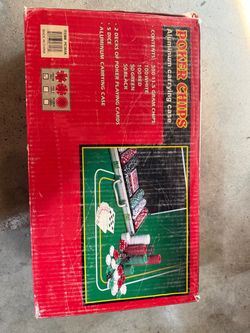 Poker set new open box 300 chips in box new