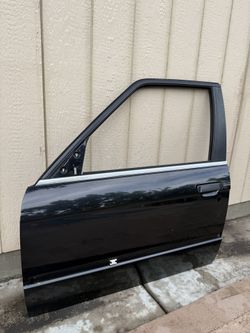 BMW E30 Sedan Black FL Front Left Door shell