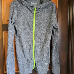 FOREVER 21 Active Zip-Up Hooded Light Jacket. Size S.