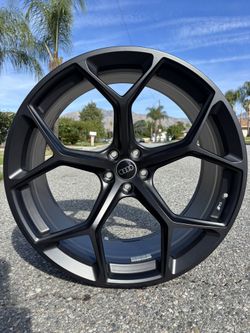 Audi RS Q8 Performance Rims 23”