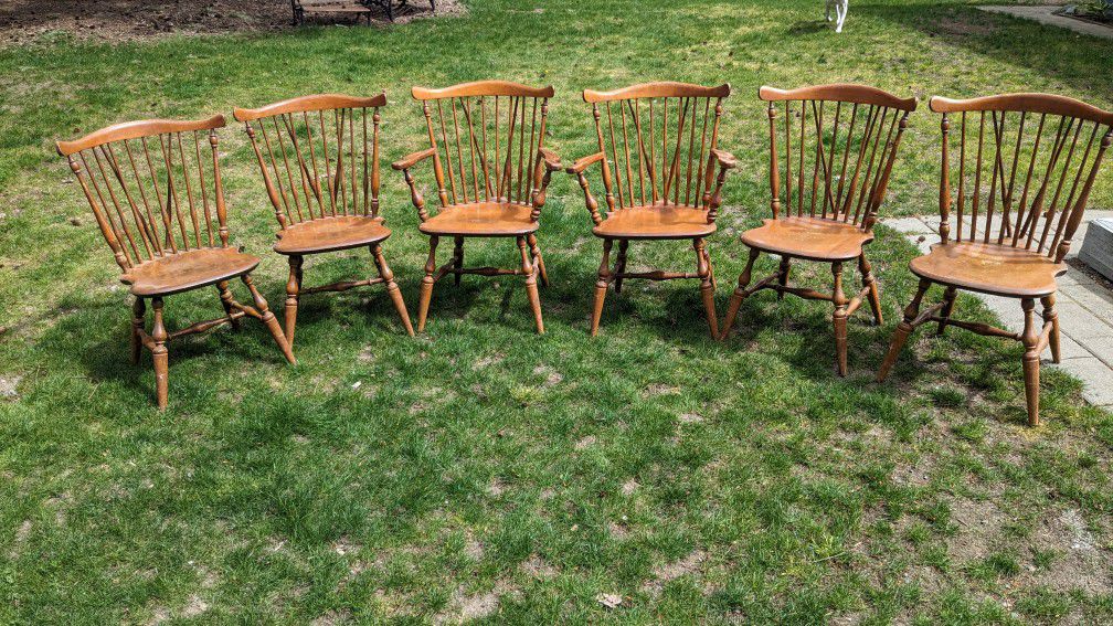 Vintage Ethan Allen dining chairs - Set of 6