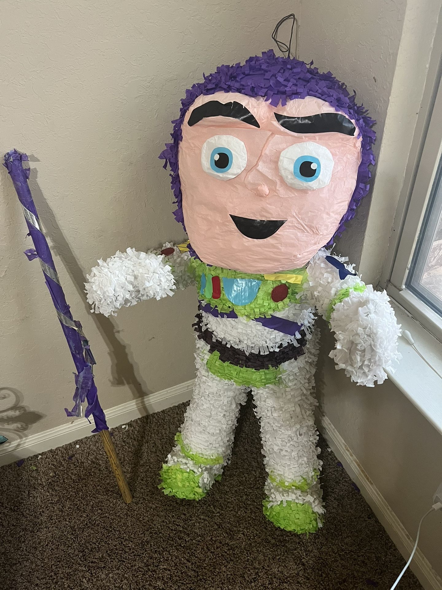 Buzz Lightyear Pinata Piñata