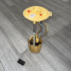 19-24 RAM 2(contact info removed) 6.7L DIESEL TANK DIESEL PUMP SENDING UNIT 0(contact info removed)AA OEM 25K