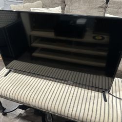 Onn Roku 40" HD Smart TV