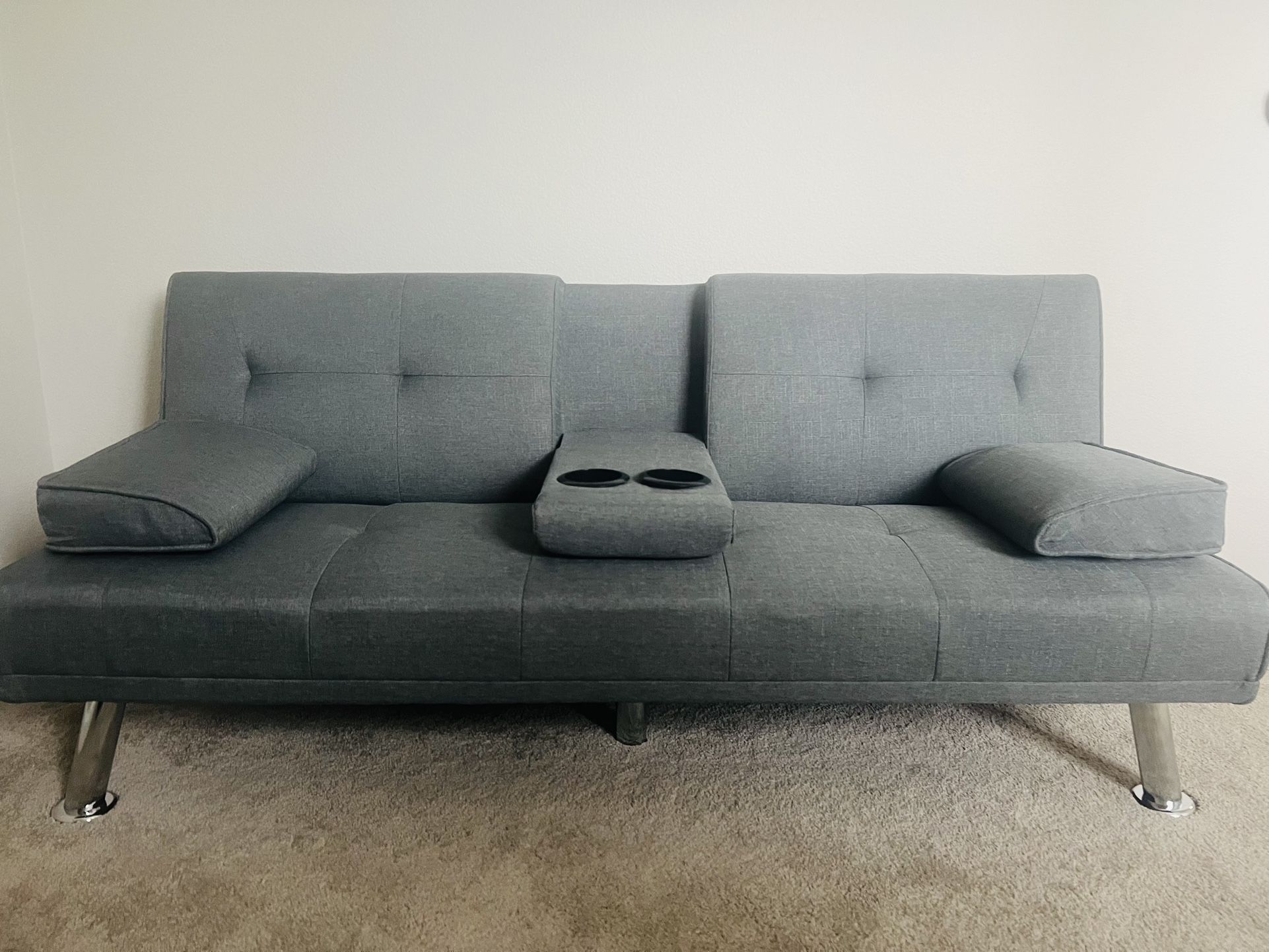 New! Sleeper Sofa w/cupholders!