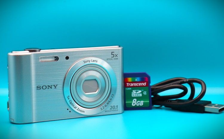Sony Cyber-shot DSC-W800 20.1MP Digital Camera