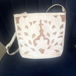 🌿 Artisan Hand-Tooled Leather Crossbody Bag | Leaders in Leather | Unique & Elegant