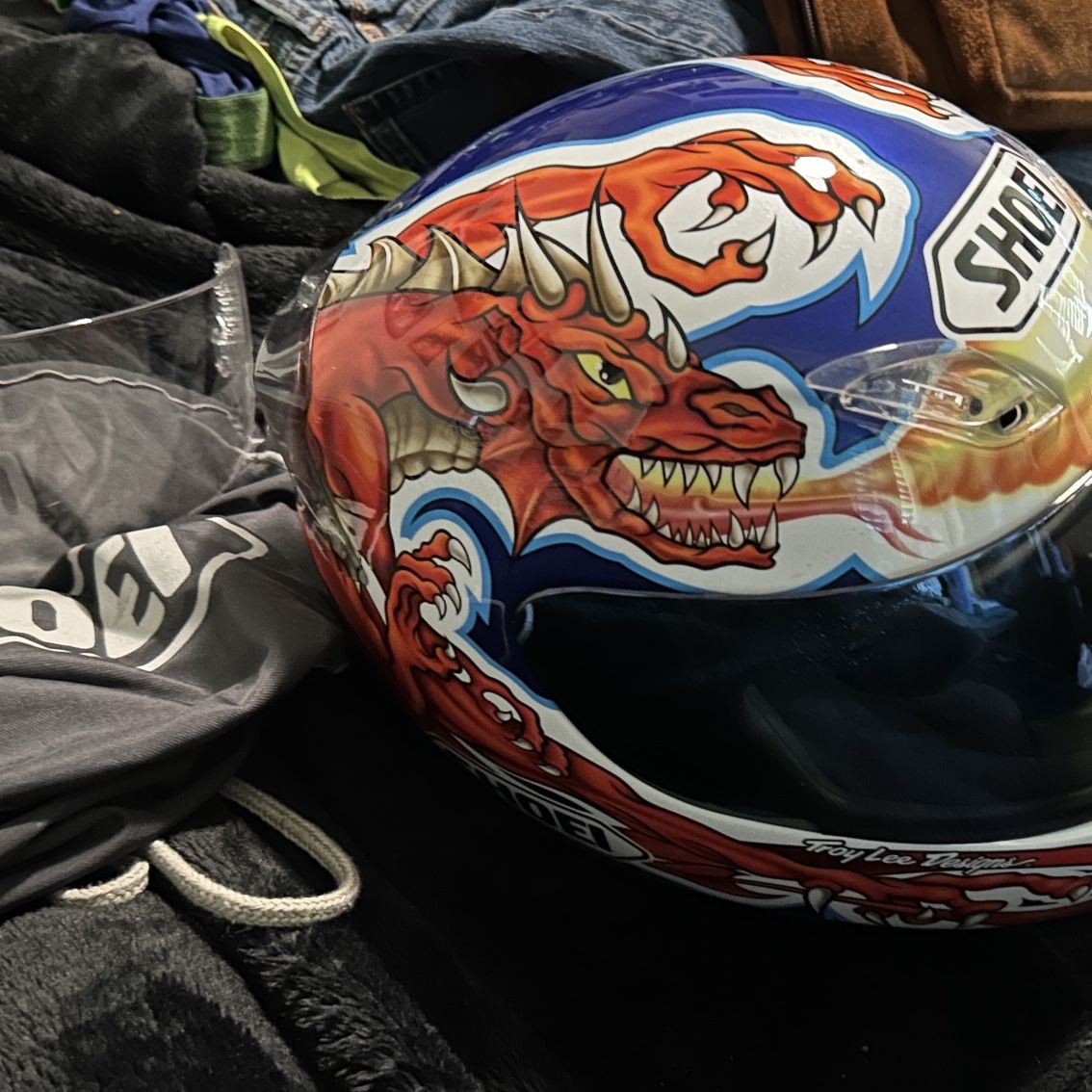 I want to buy these Shoei VF-X2's - Moto-Related