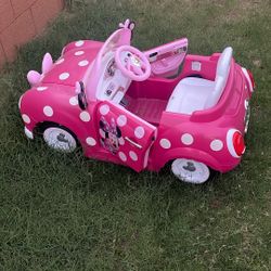 Minnie Mouse Car 
