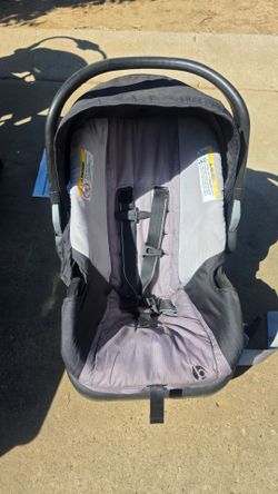 Infant carseat