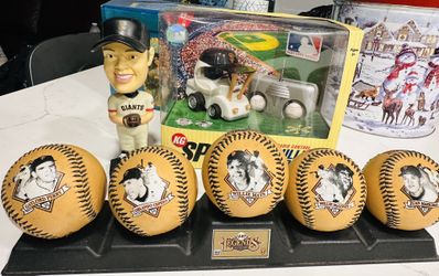 VTG SF Giants Legends Collector Series balls+ Stand Plus KG controlled R/C car in box and JT Snow SGA  Bobble head.  