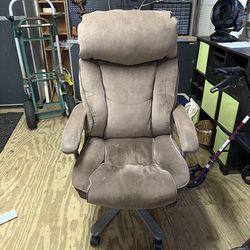 Computer chair