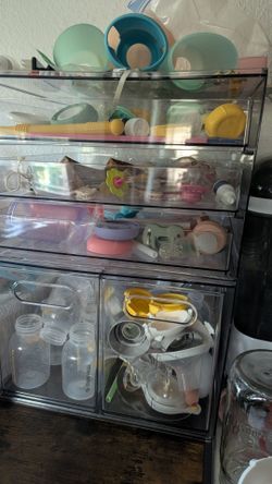 Containers for bottles