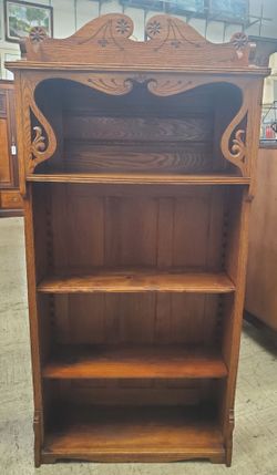 Bookcases Tiger Quarter Sawn Oak Beautiful 2 Adjustable Shelves