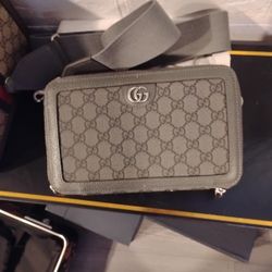 Authentic Gucci Gray Supreme Crossbody 