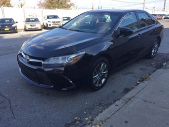 2017 Toyota Camry SE!! Negotiable!!