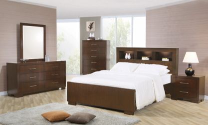 4 Piece Queen Bedroom Set