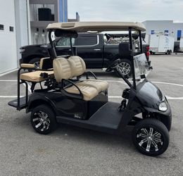 2021 EZGO RXV ELITE LITHIUM Golf Cart (LSV STREET LEGAL)