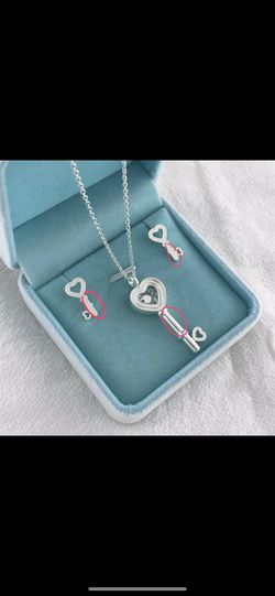 Stainless steel key necklace and earring set