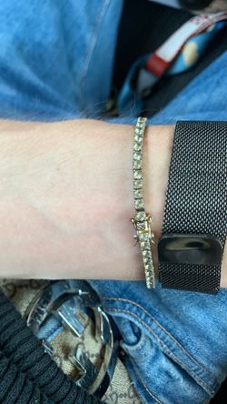 18kt 8in Tennis bracelet gold/diamond