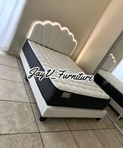 New Queen bed frame with mattress