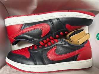 Nike Jordan 1 Low size 11 “Banned”