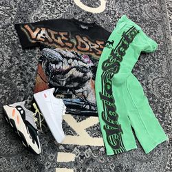 NEW VALE BULL DOG TSHIRTS S,M,XL ,XXL ( Godspeed ,Supreme ,Bathing ape 