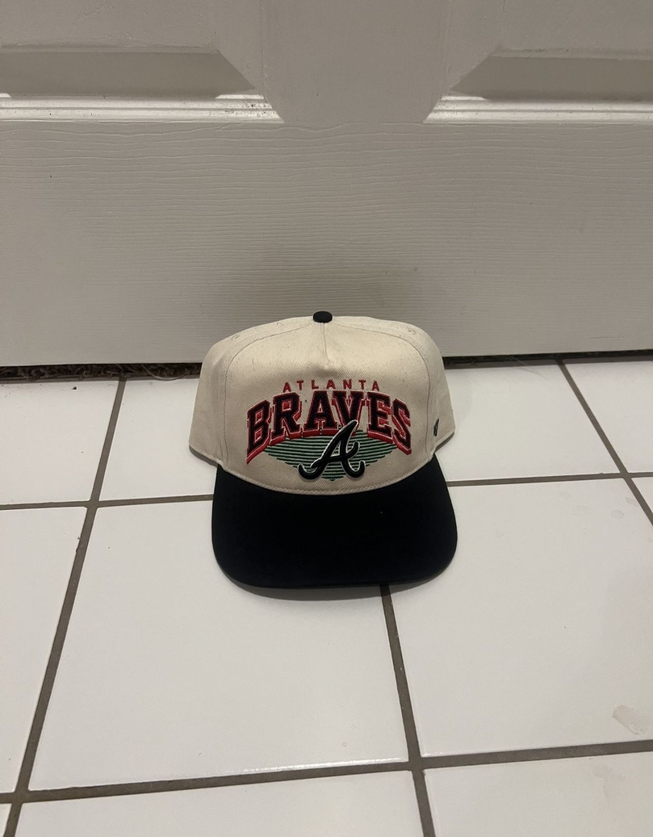 snapback hat