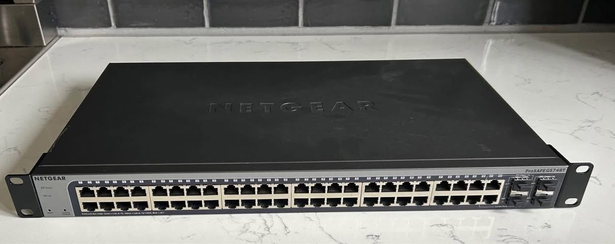 Netgear ProSafe 48 port gigabit smart switch