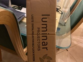 Luminar Projector Screen