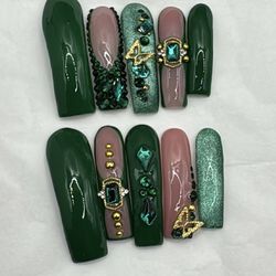Emerald Goddess Press On Nails