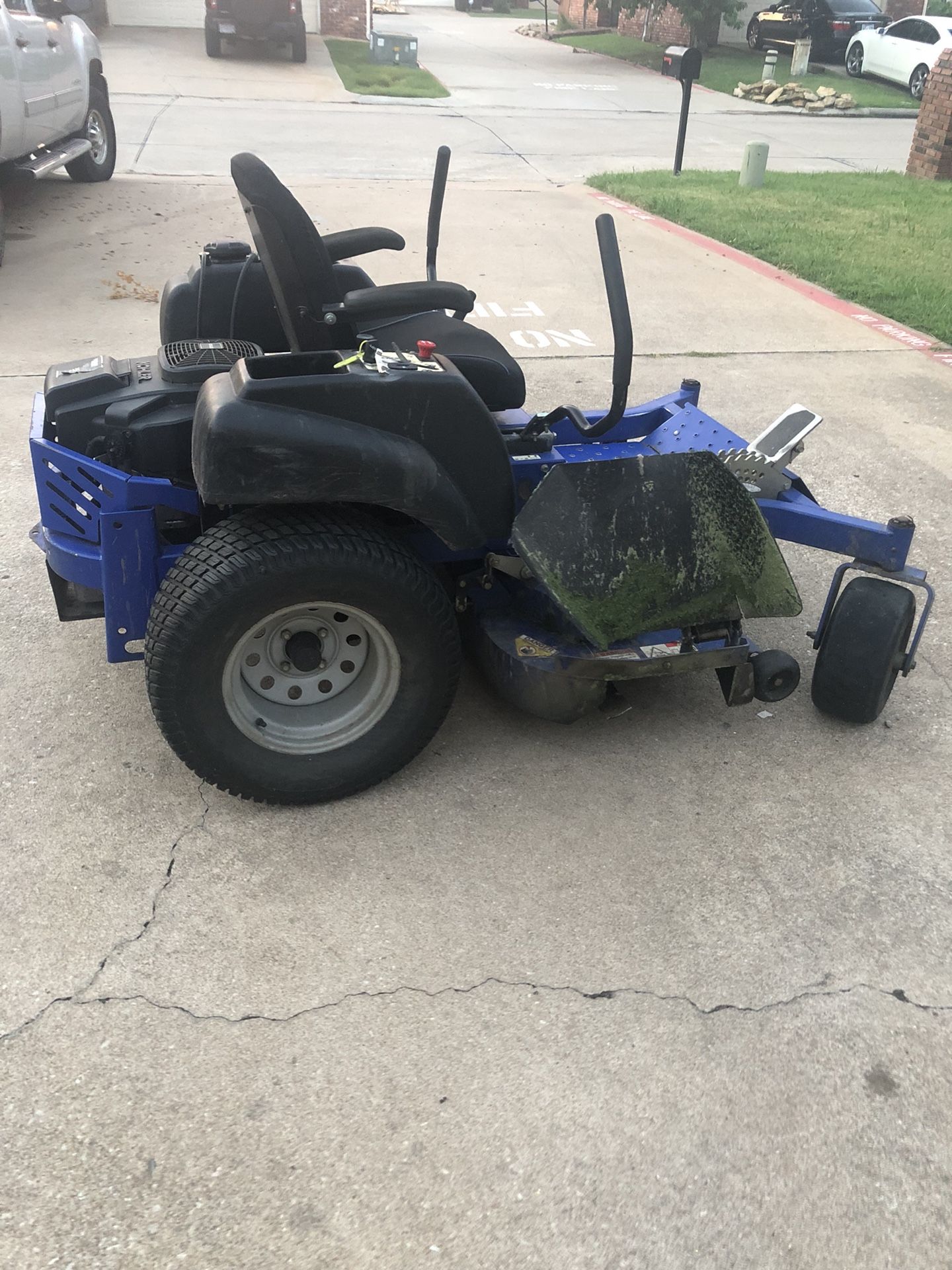 DIXON mower commercial 25 hp 52”