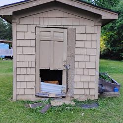 Beige Storage Building  MUST PICK UP YOURSELF!!!