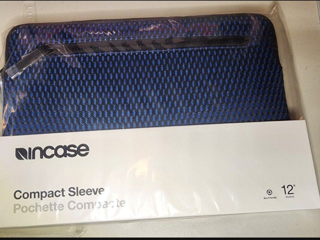 Incase 12" Sleeve for Macbook or Tablet