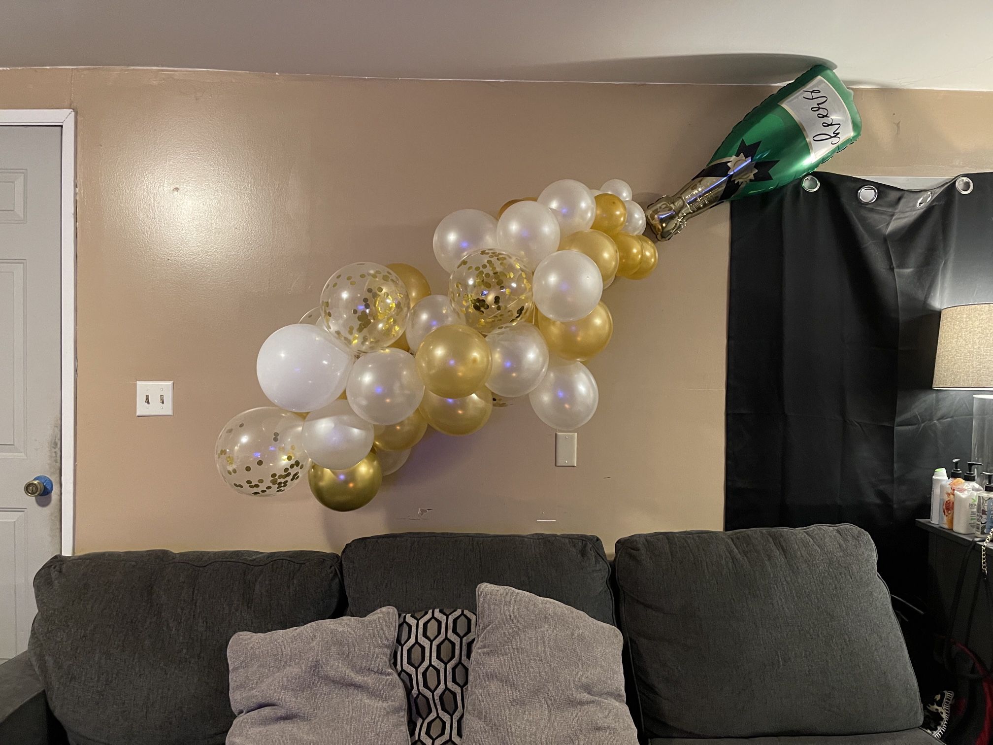 Balloons For Parties. 